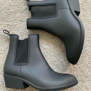 Jeffery Campbell waterproof Chelsea boots